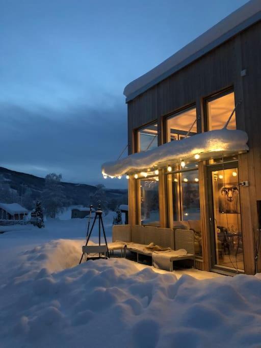 Delikat Hytte Omgitt Av Hallingdals Vakre Fjell Ål Exterior foto